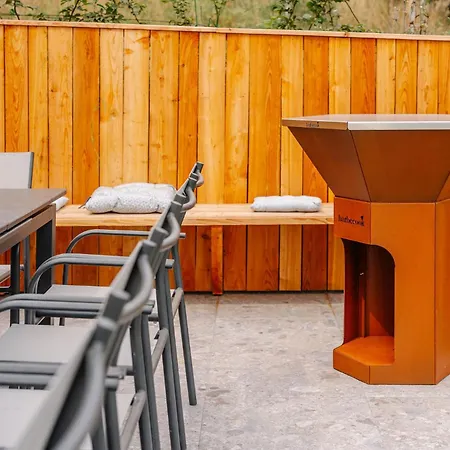 Tatil Evi La Ferme D'auwez - Les Hirondelles - 15 Pers Avec Sauna Et Piscine Partages Ciney