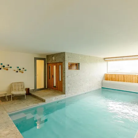 La Ferme D'auwez - Les Hirondelles - 15 Pers Avec Sauna Et Piscine Partages Сине